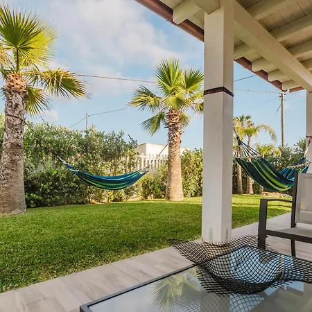 Il Patio Sul Mare By Quokka 360 - 5 Min Walk From The Holiday home